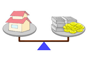 家とお金が乗った天秤が釣り合っているイラスト。無理のない資金計画やコストのバランスを表現。
